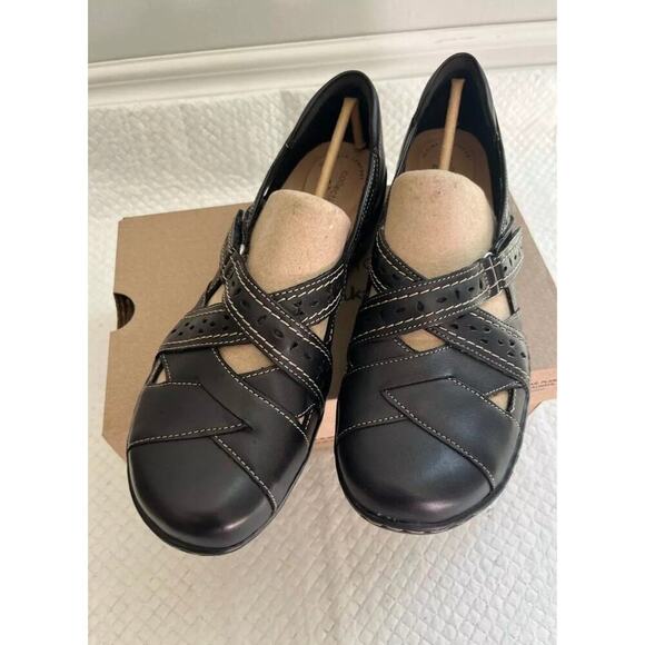 Clarks Women's Ashland Spin Q Slip-On Loafer, Black, US SIZE 7.5W - Picture 3 of 4